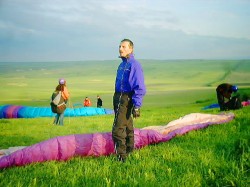 Всеволод Афанасьев запускает чайников из майкопского клуба
Майские праздники на Юце (1-4 мая 2004 г.)