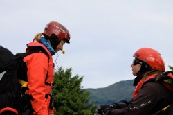 Тренировка Леди Акро была организована фирмой Airwave на озере Идро в Италии. (с 21 по 23 июня 2010 года. День первый)